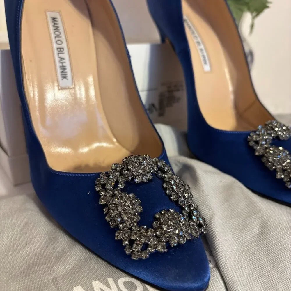 Manolo Blahnik Hangisi Jeweled Heel Blue Satin Pump Shoes - size 8.5 - Picture 2 of 16